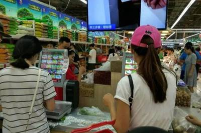 顾客偷吃超市东西如何解决掉