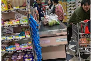 超市收银饿了吃什么