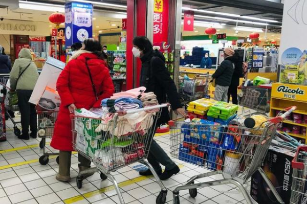 超市购物车怎么装