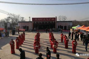 裕隆超市表演节目叫什么
