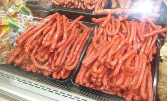 超市里的腊肠肉能吃吗