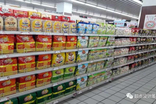 超市饰品陈列