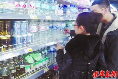 如何选择超市瓶装水质量