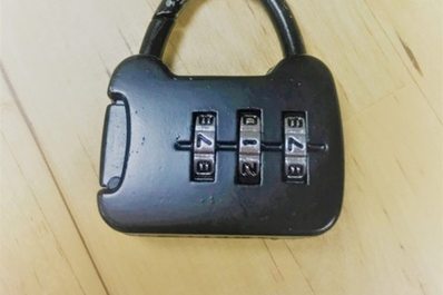 超市密码箱的密码忘记了怎么打开