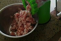 超市买的肉末回家用洗吗