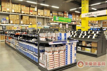 超市货架布局及顾客活动特点