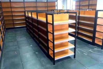 超市便利店货架的标签管理与优化策略是什么