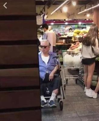 富二代如何打理超市客人
