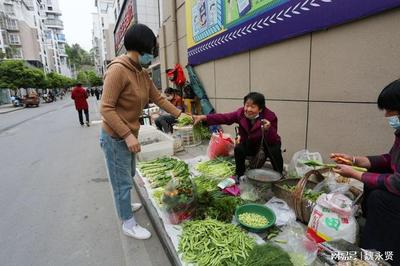 汉江哪里有超市买东西