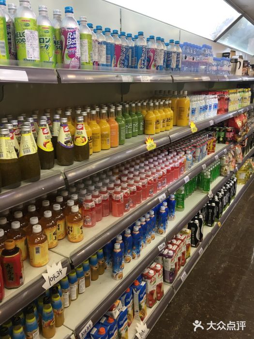 超市饮料对面适合卖什么
